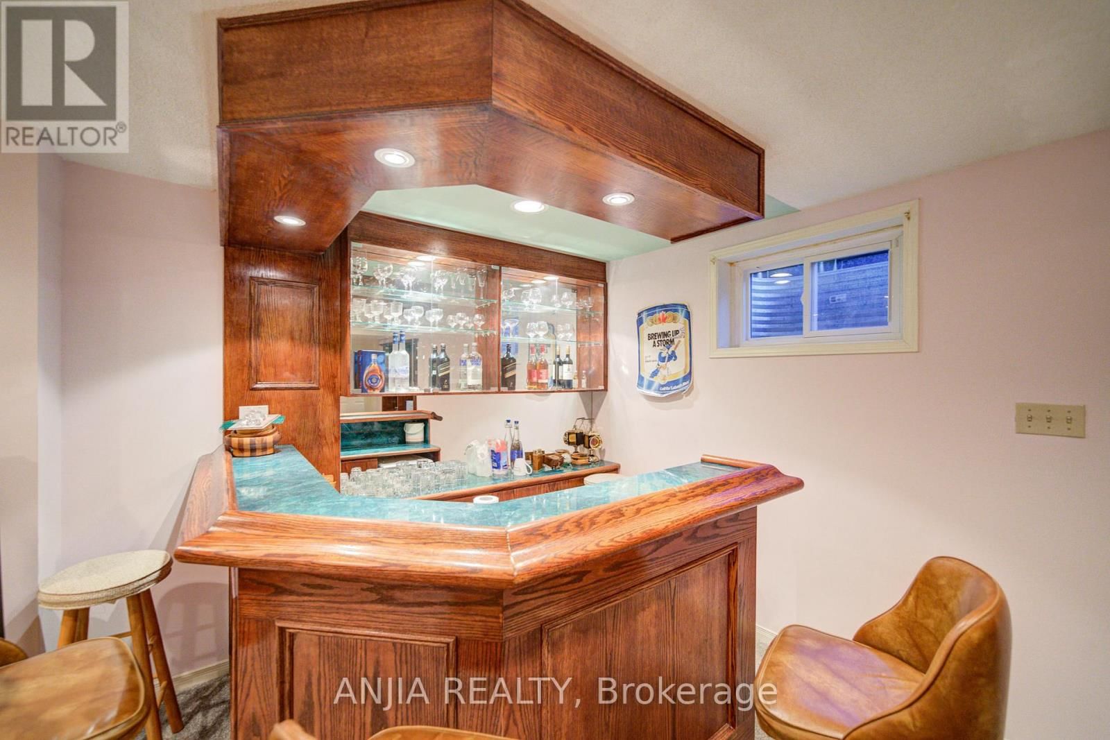 34 BAYLAWN DRIVE Image 42