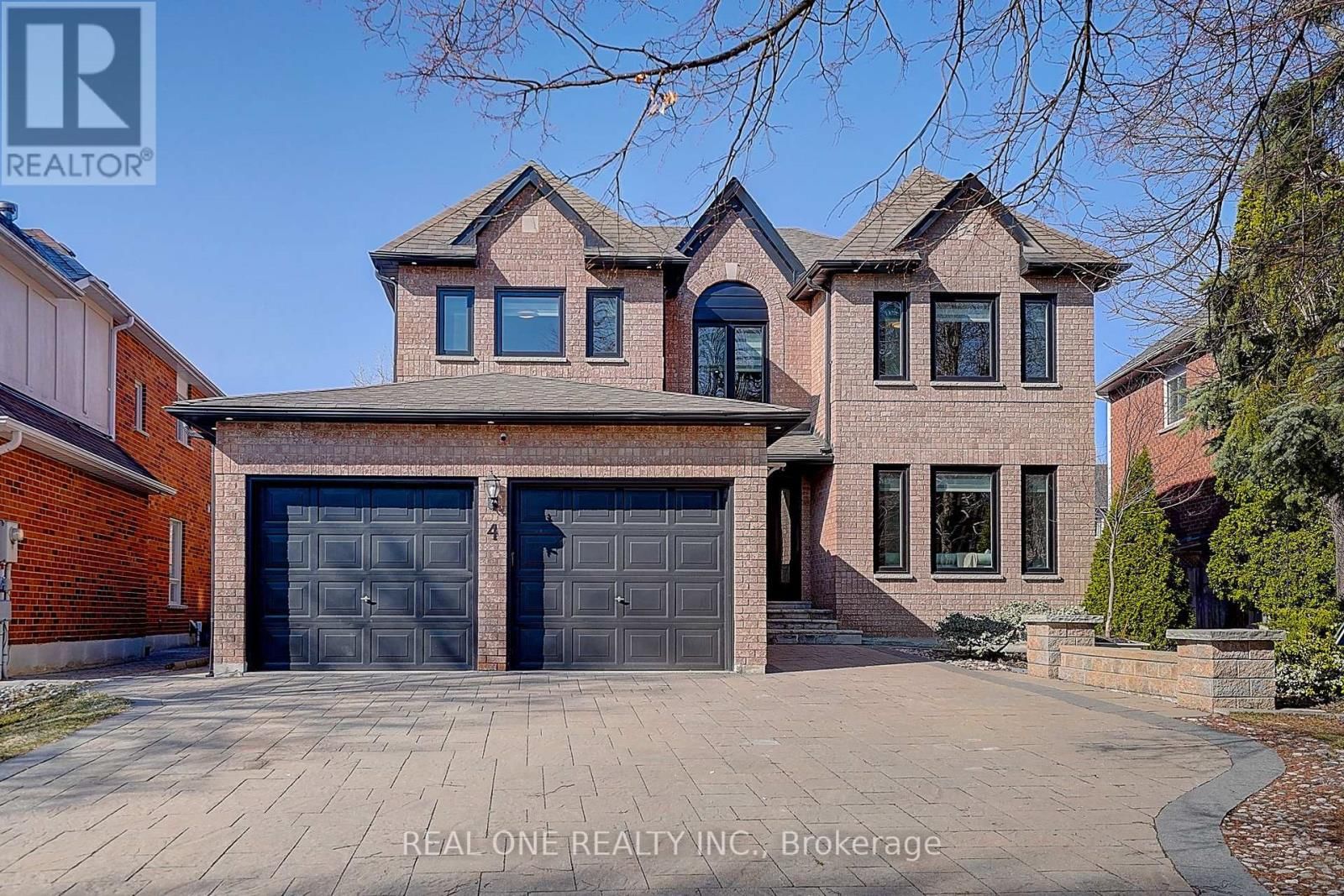 4 CASSON PLACE Image 1