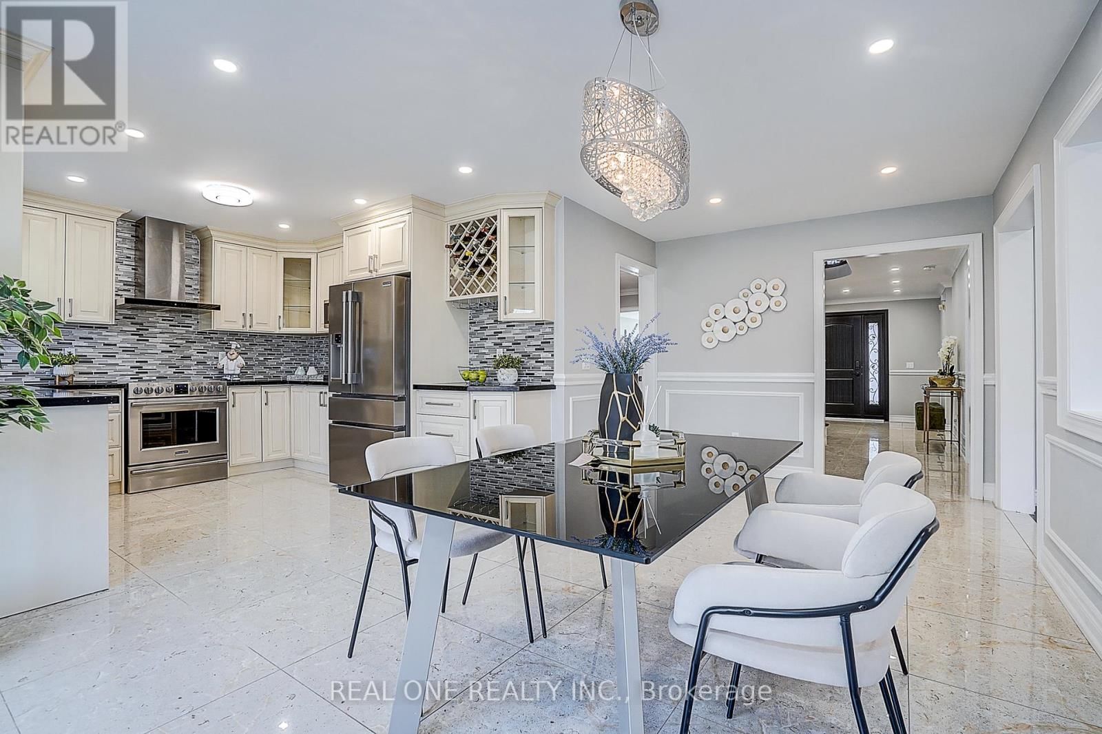 4 CASSON PLACE Image 14