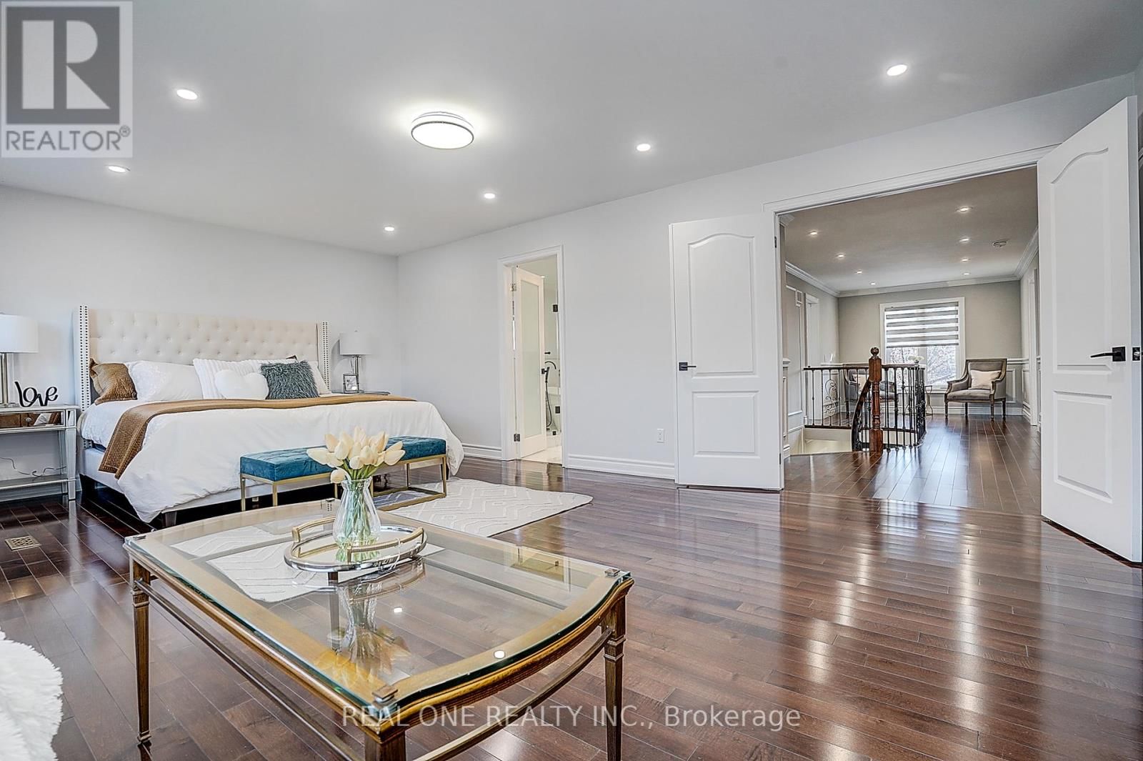 4 CASSON PLACE Image 18