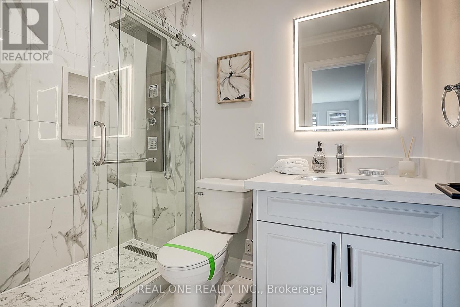 4 CASSON PLACE Image 28