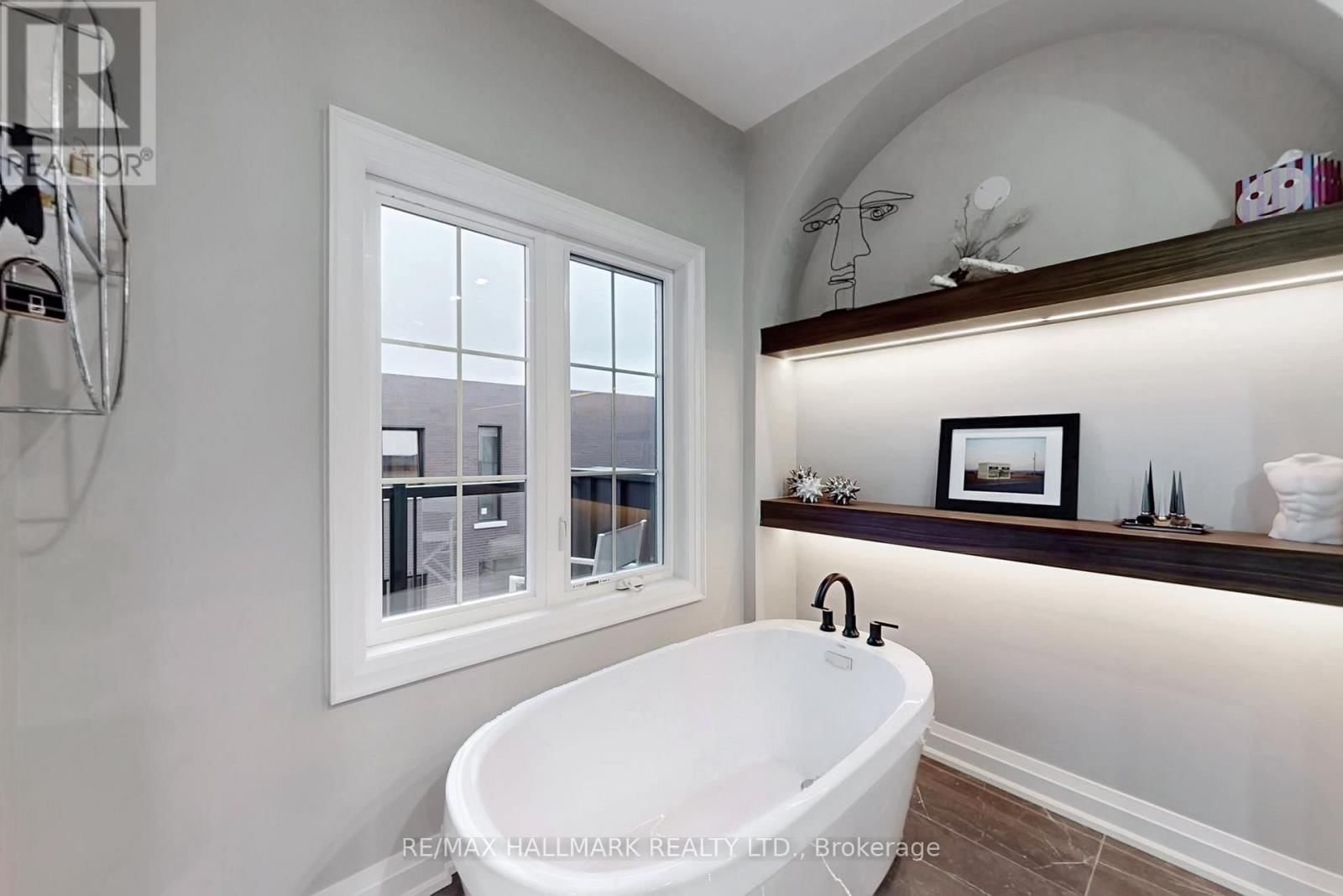 31 NAUGHTON DRIVE Image 39