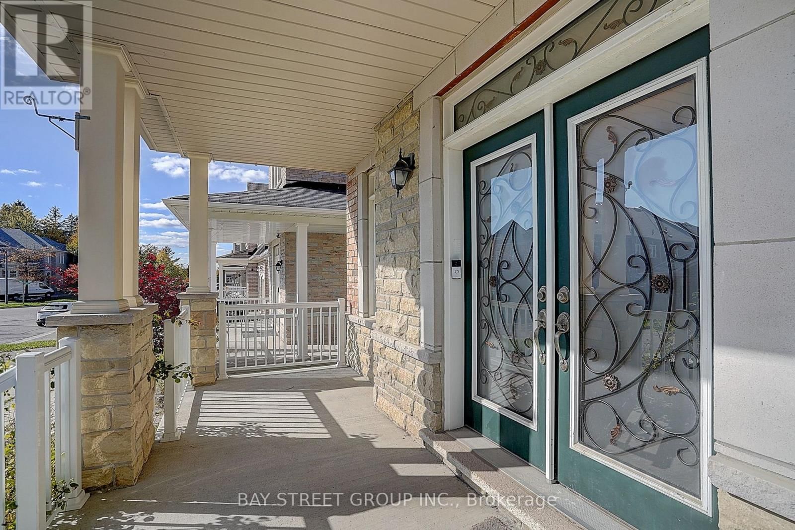 90 GABLE AVENUE NORTH Image 4