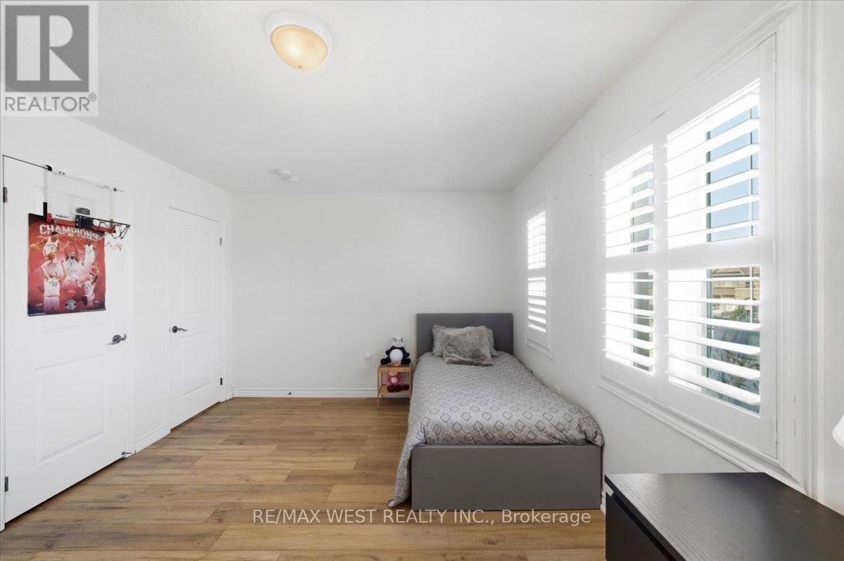 75 MORRISON AVENUE Image 27