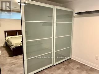 54 LEISURE LANE Image 24