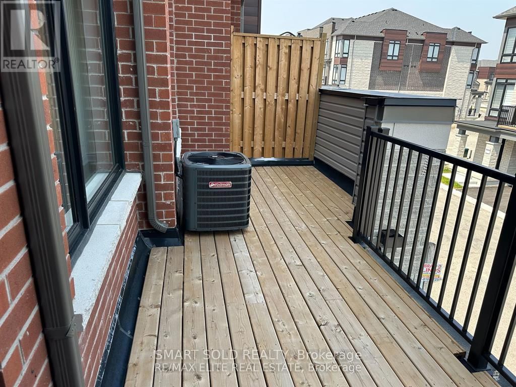 10 GRIFFITH ST STREET Image 16