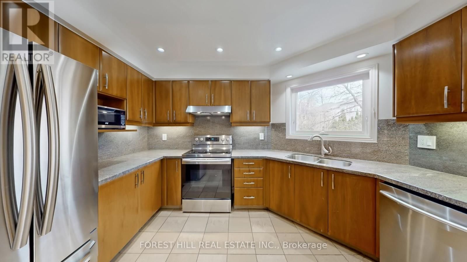 47 EDENBRIDGE DRIVE Image 6