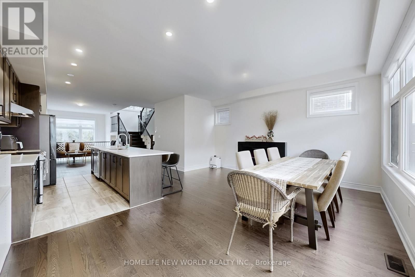 18 BENNINGTON ROAD Image 15