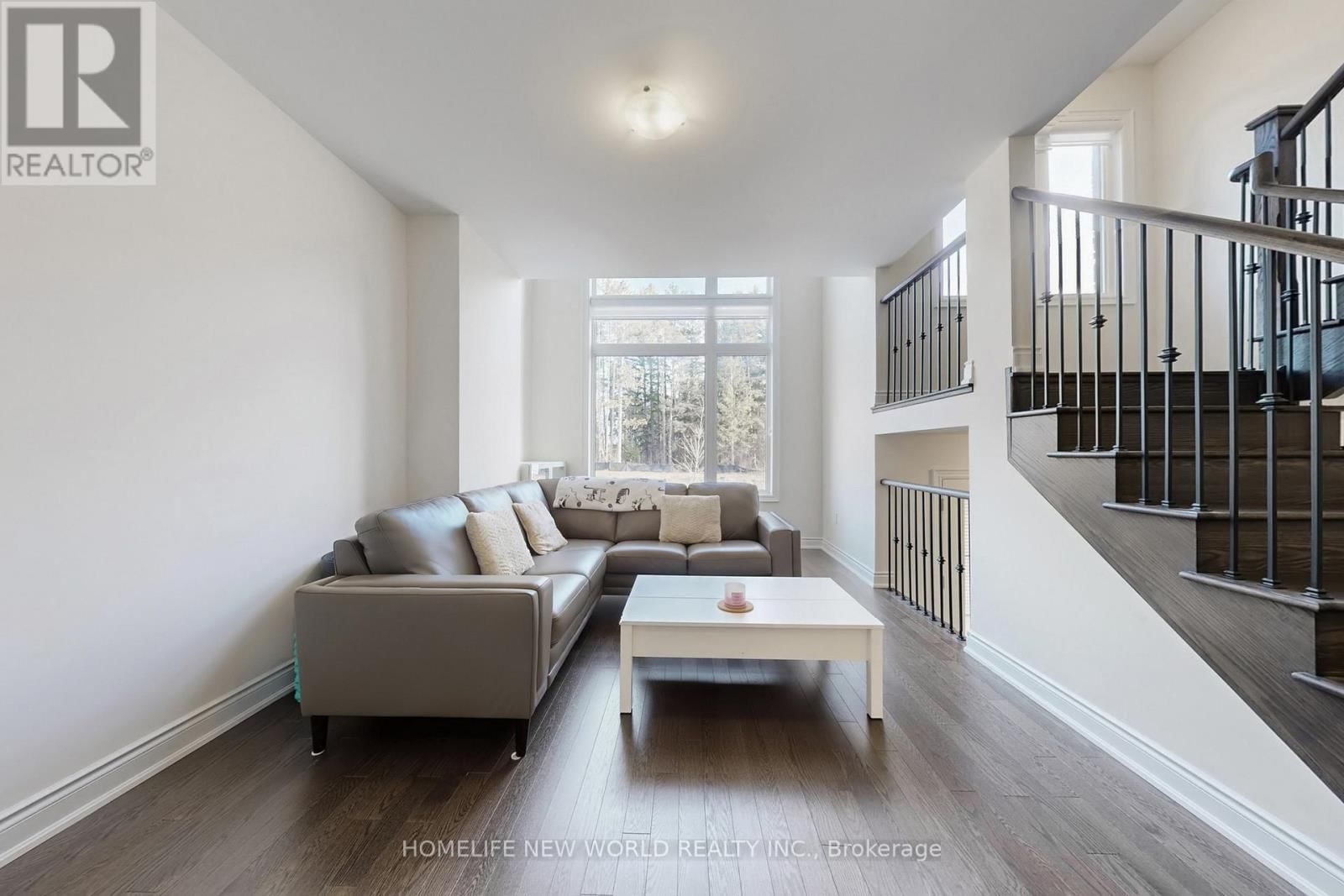 18 BENNINGTON ROAD Image 2