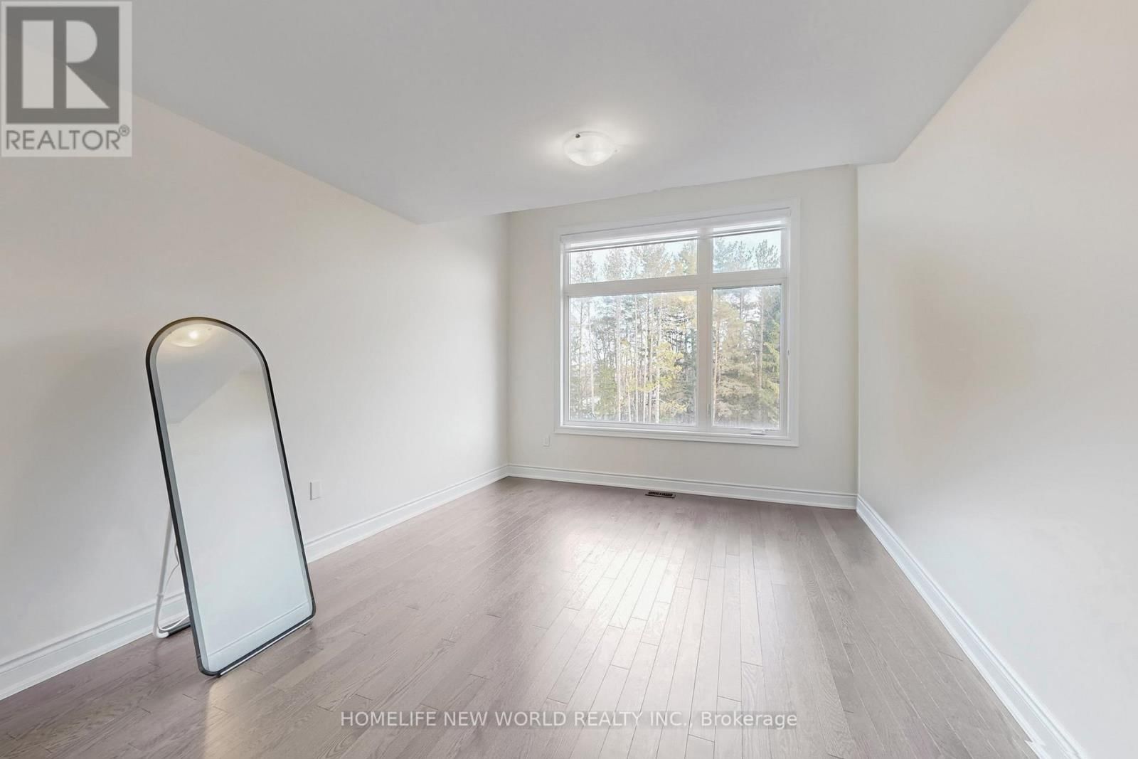 18 BENNINGTON ROAD Image 21