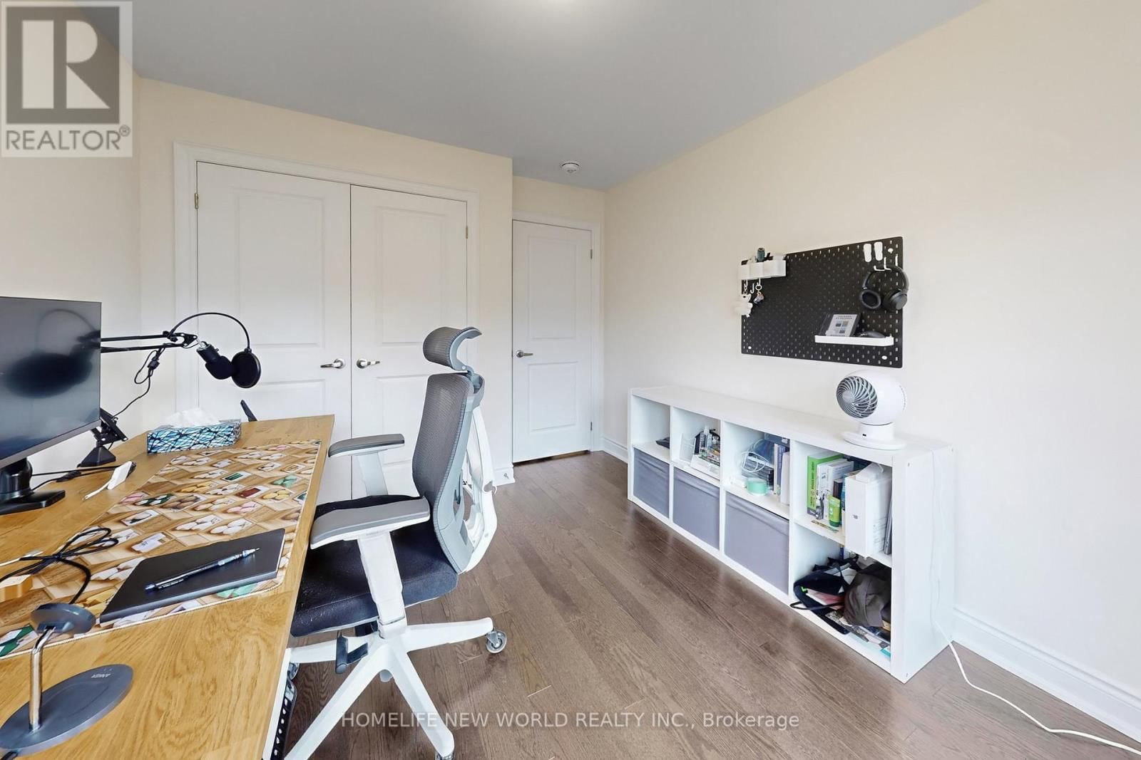 18 BENNINGTON ROAD Image 28