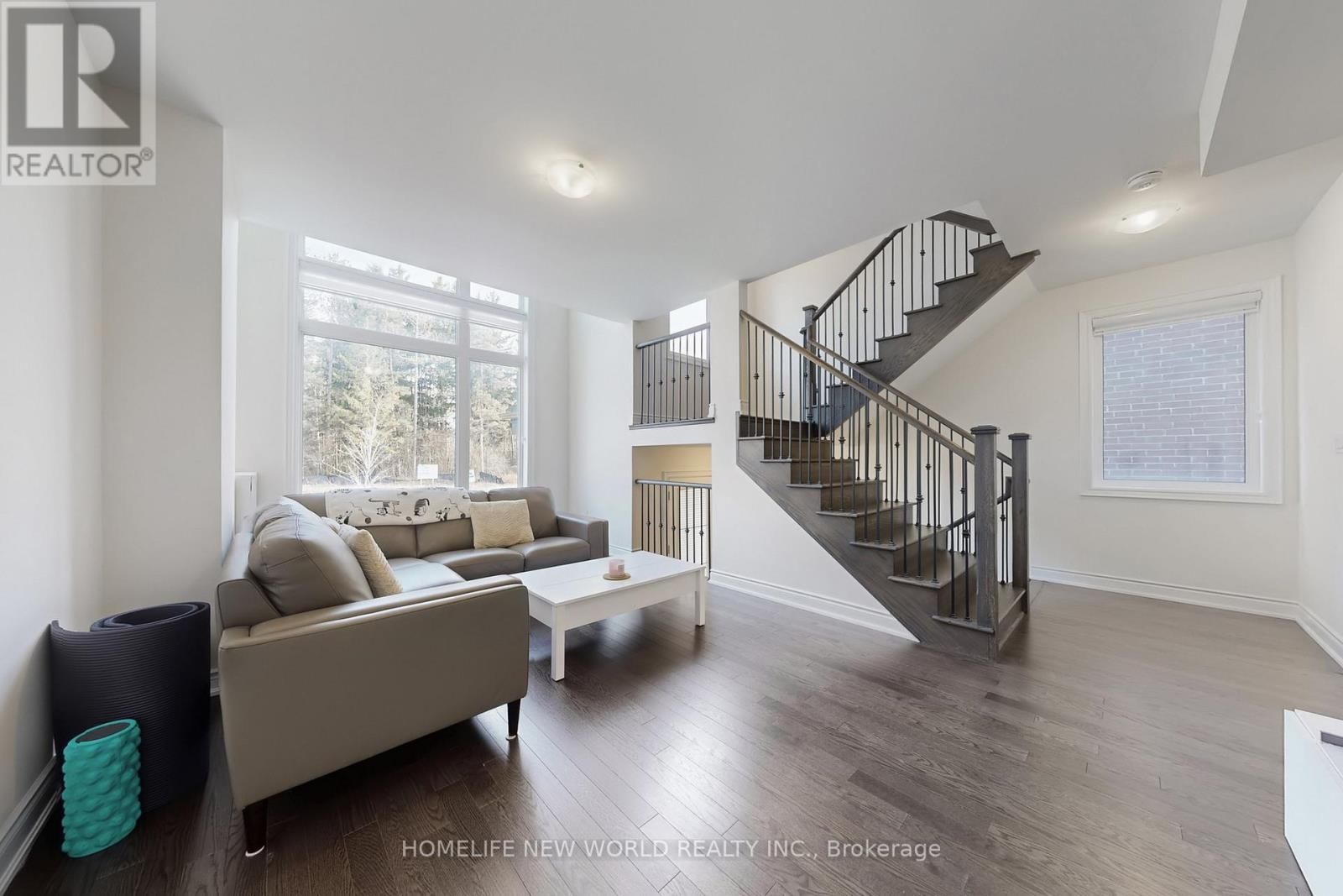 18 BENNINGTON ROAD Image 4