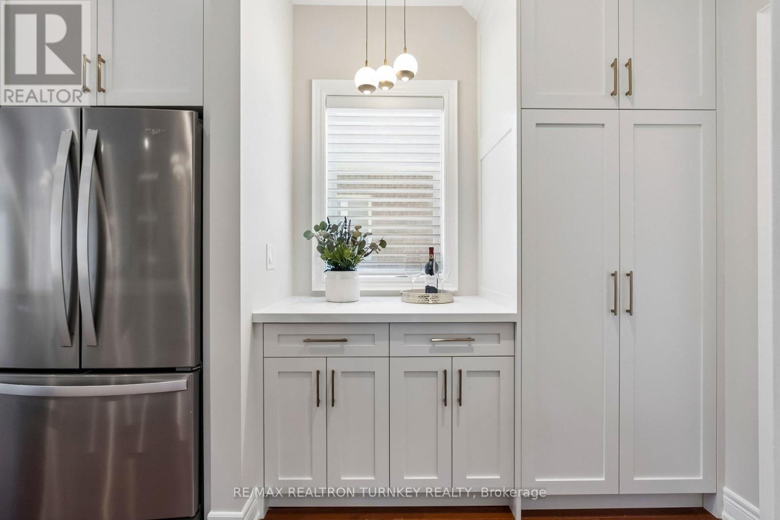 3 LITTLE BEN Image 12