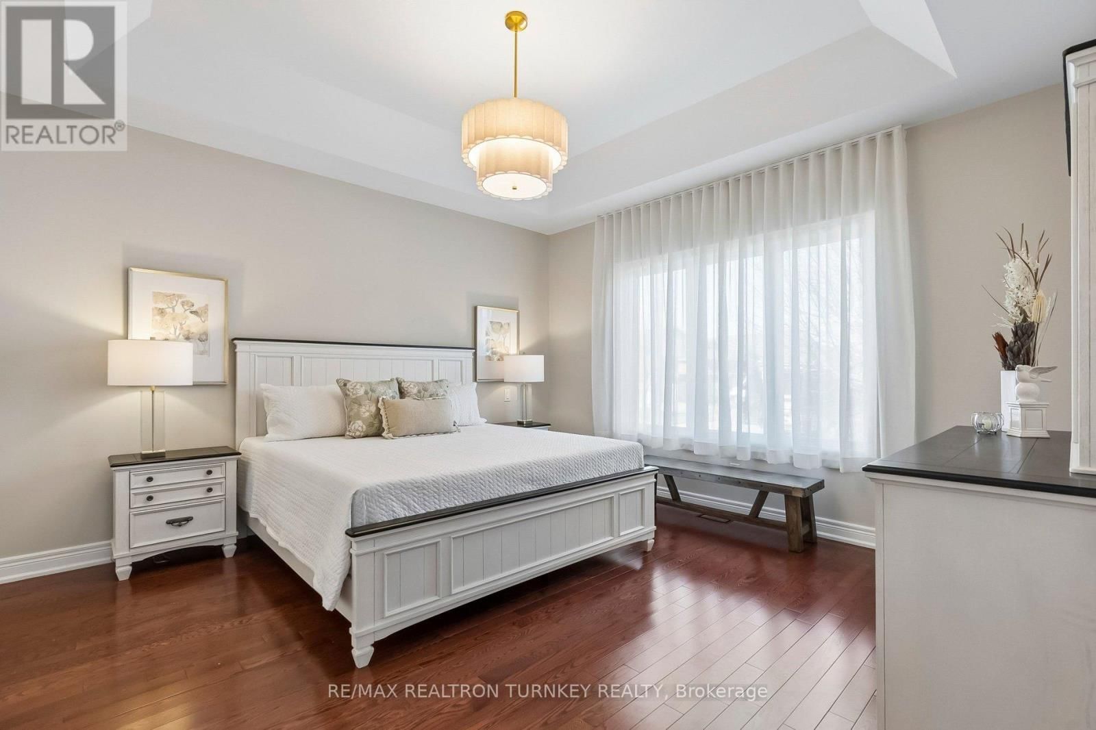 3 LITTLE BEN Image 23