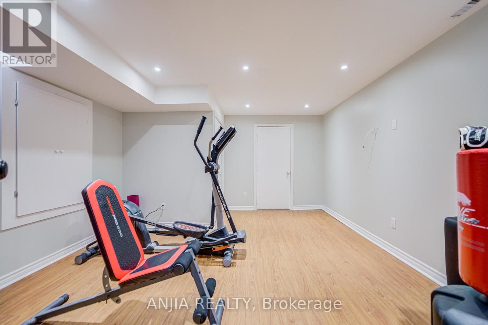 409 WILLIAMSON ROAD Image 36