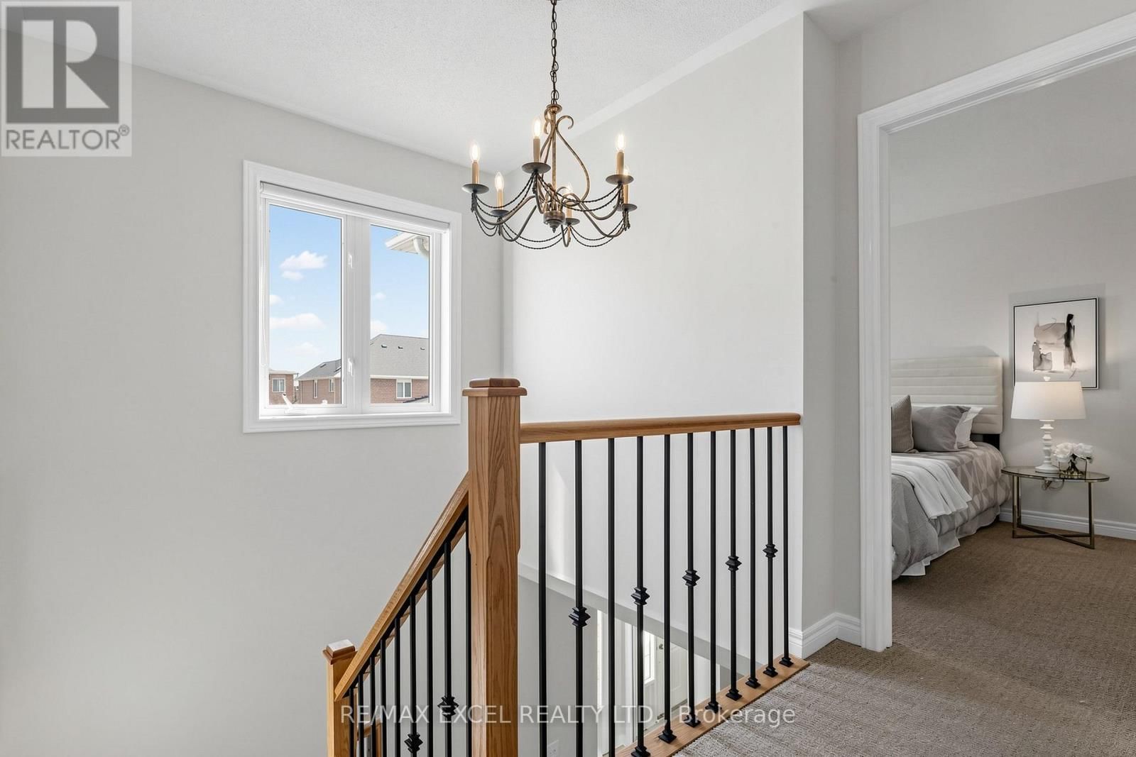 523 BUR OAK AVENUE Image 22