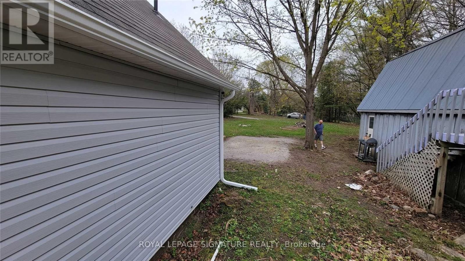 1 - 5749 LAKESHORE ROAD Image 27