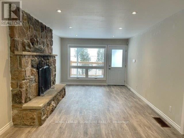 1 - 5749 LAKESHORE ROAD Image 4