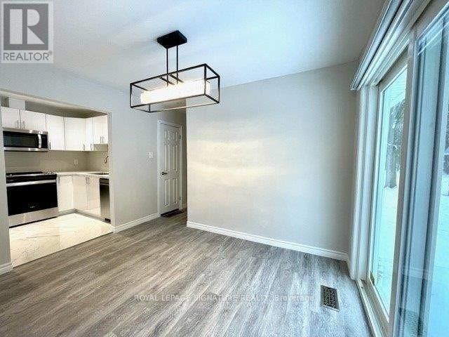 1 - 5749 LAKESHORE ROAD Image 8