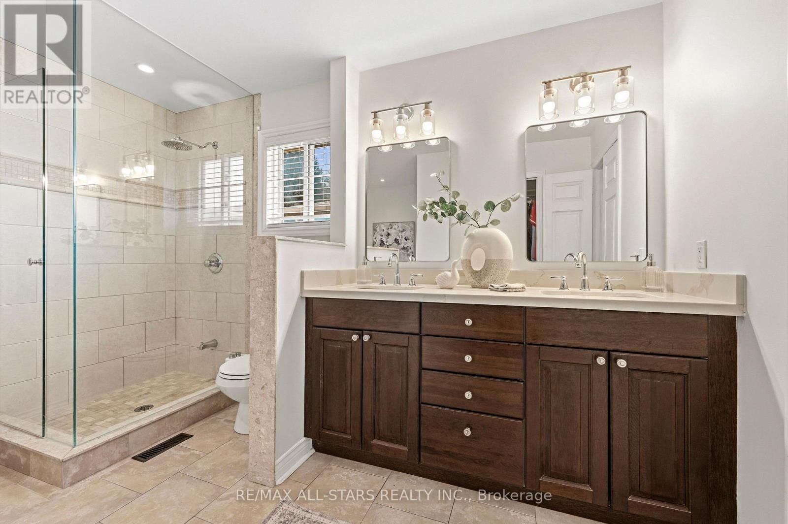 53 SMITHY STREET Image 31