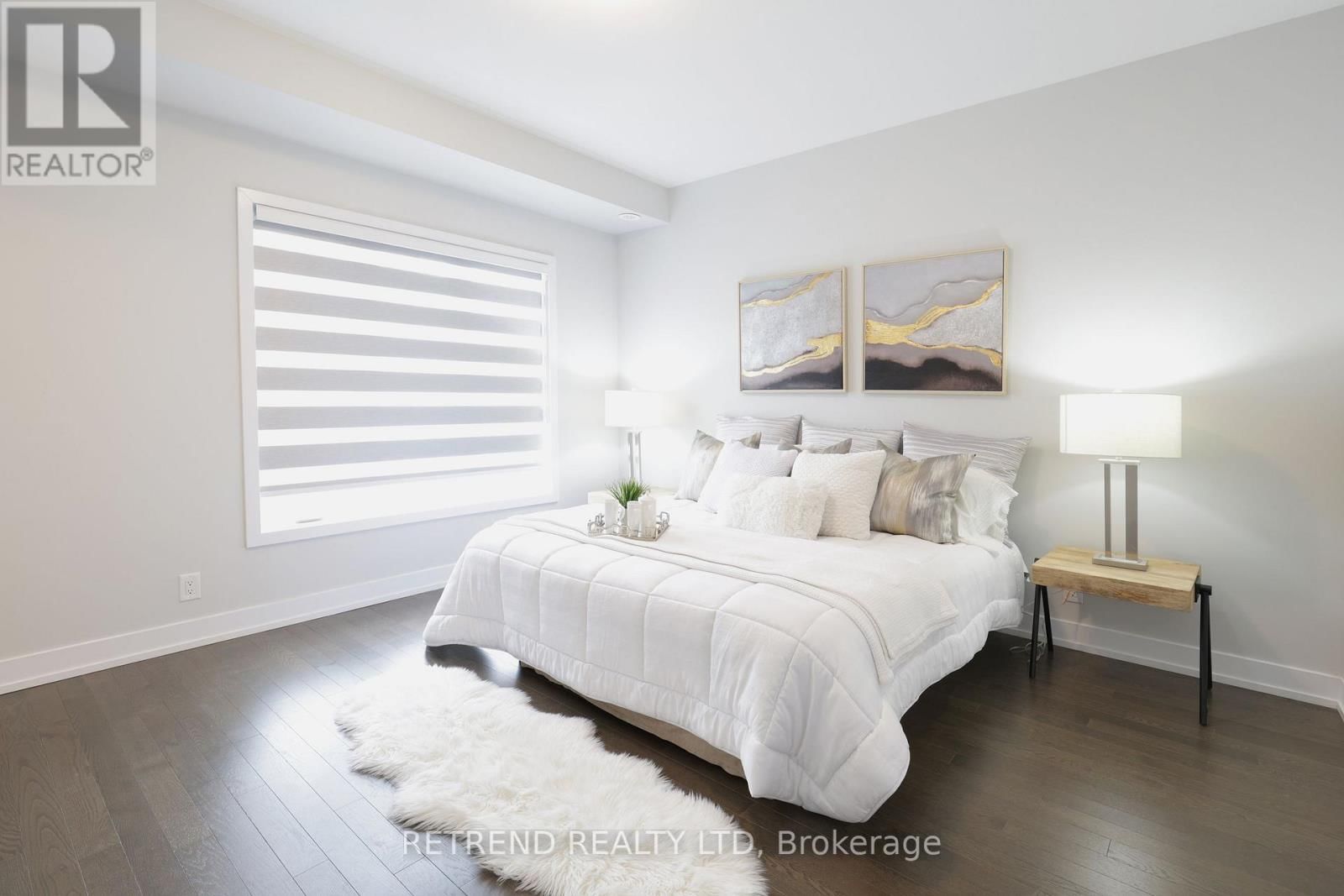 8 GUARDHOUSE CRESCENT Image 34