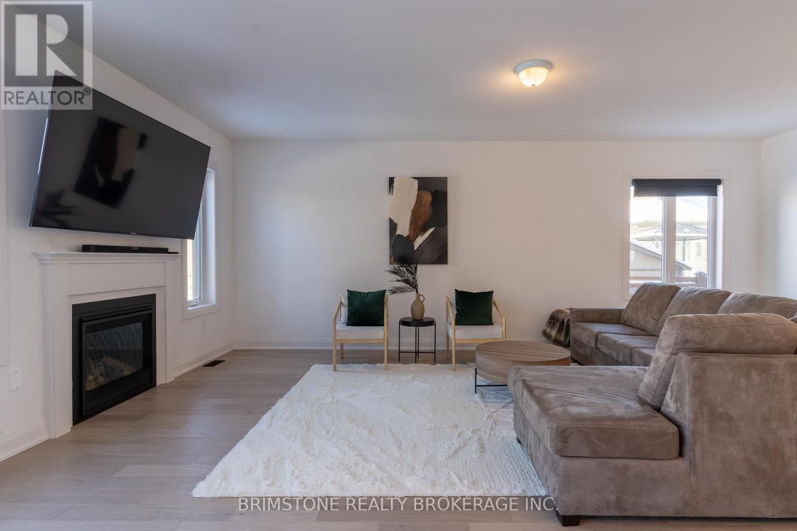 119 GRAY AVENUE Image 11