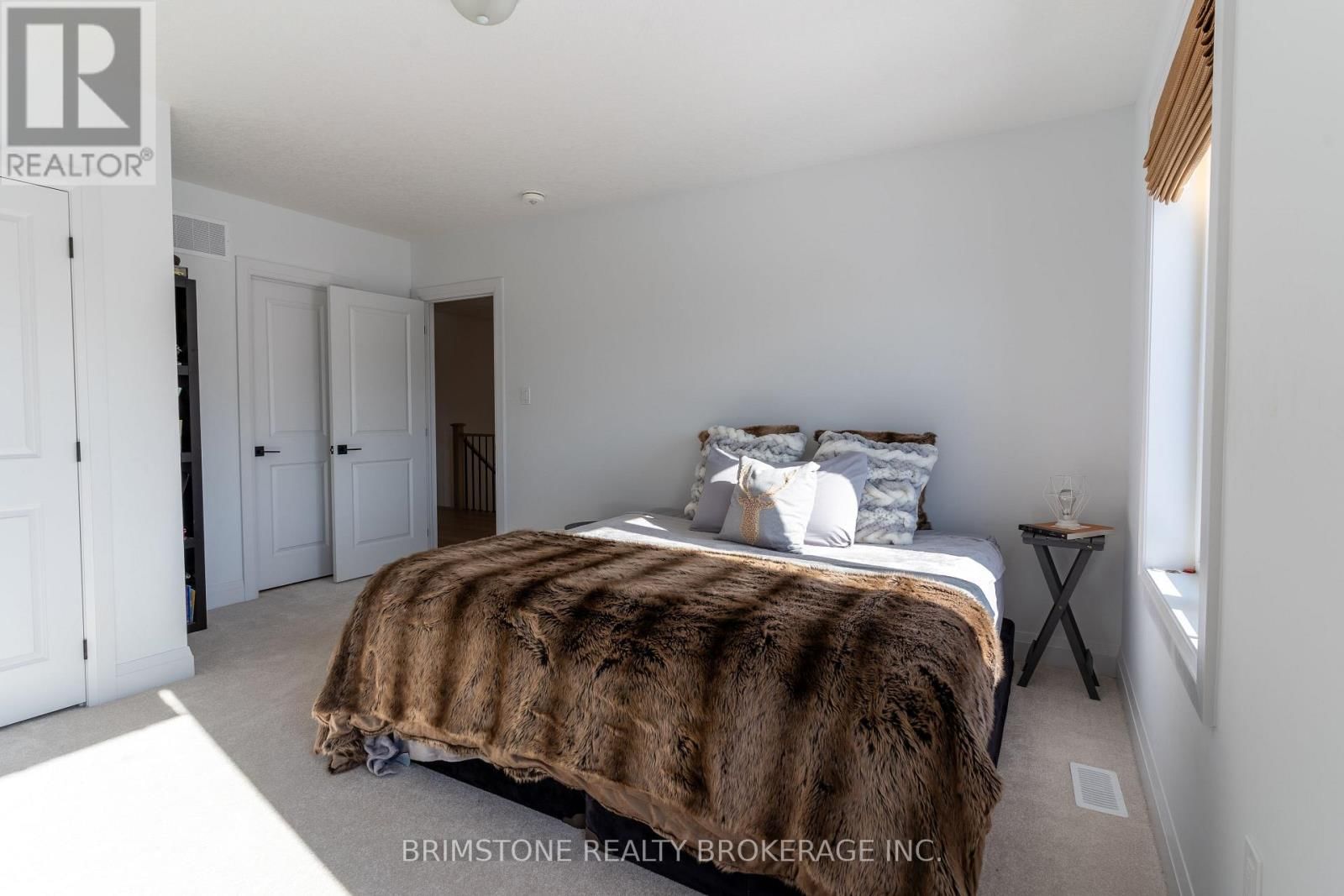 119 GRAY AVENUE Image 17