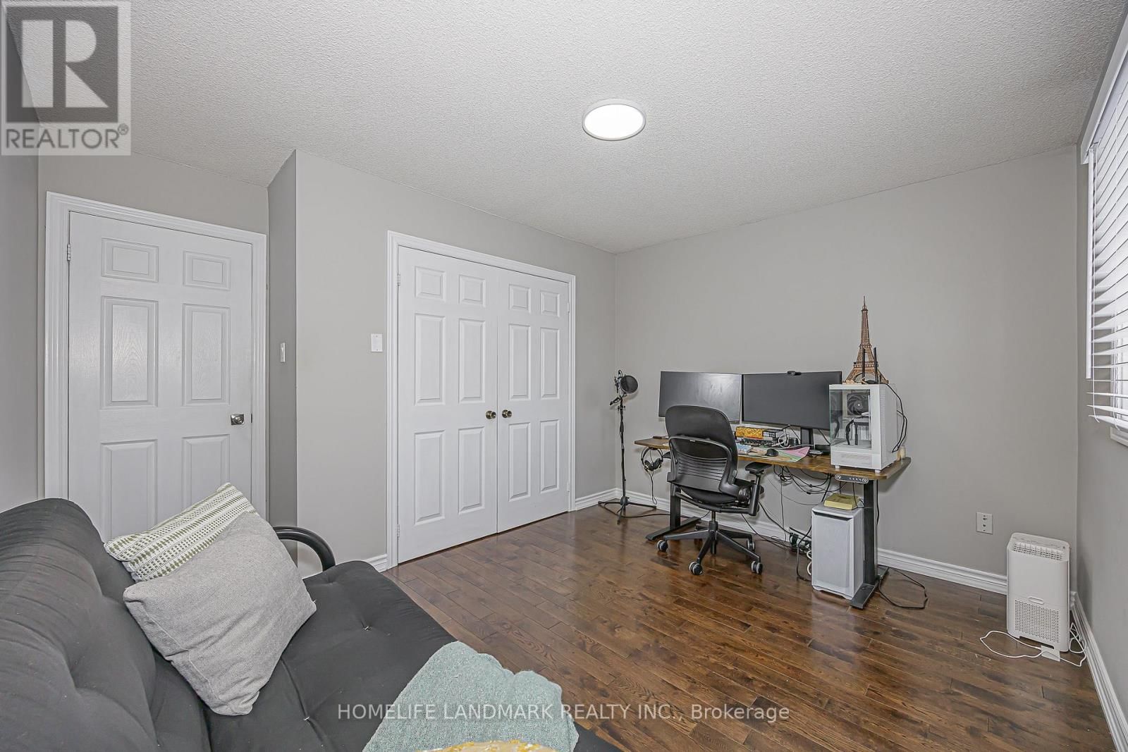 246 JELLEY AVENUE Image 24