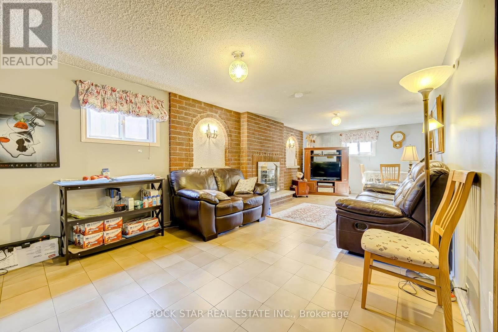 115 GLEN SHIELDS AVENUE Image 27