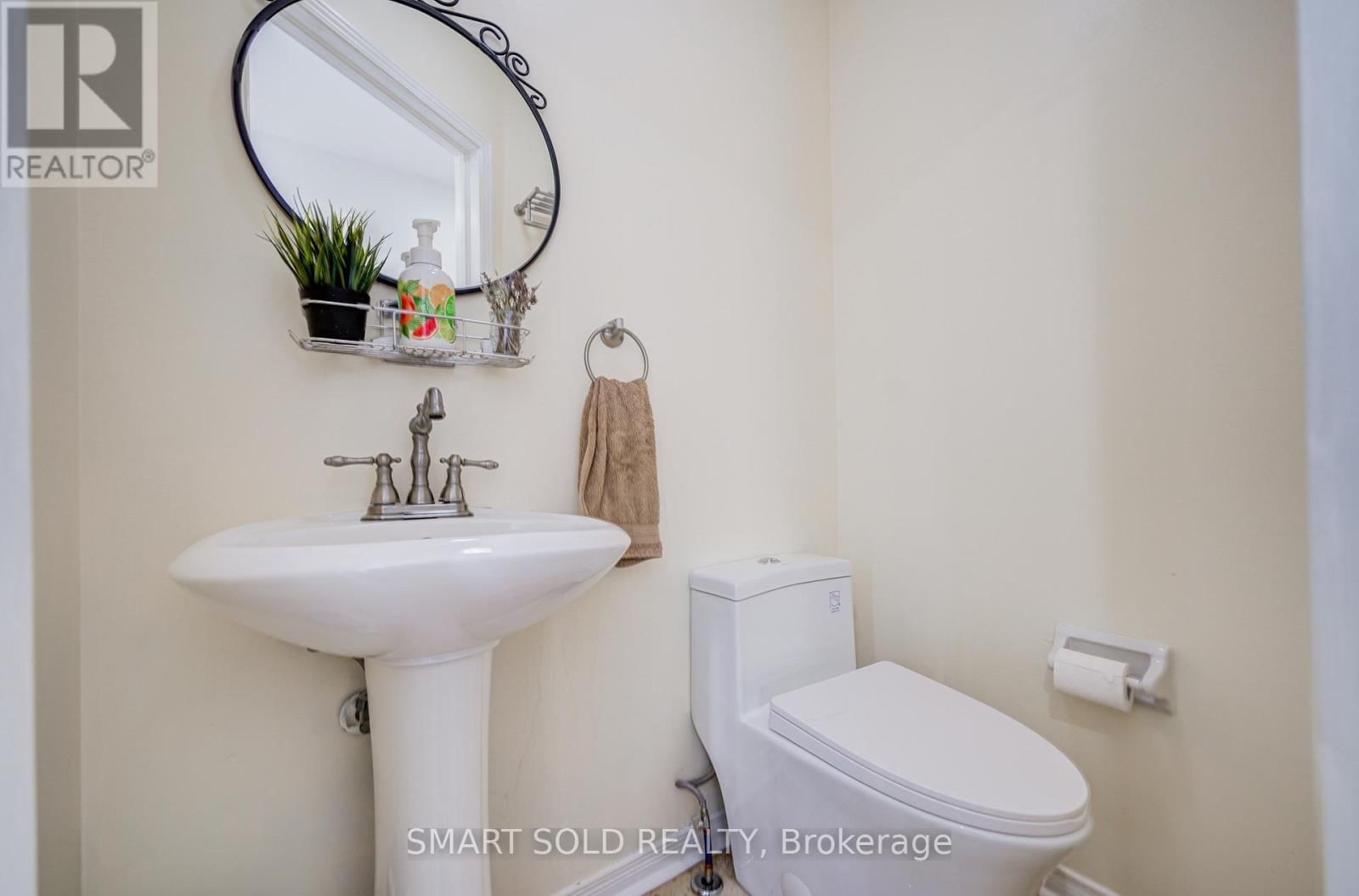 123 SASSAFRAS CIRCLE Image 23