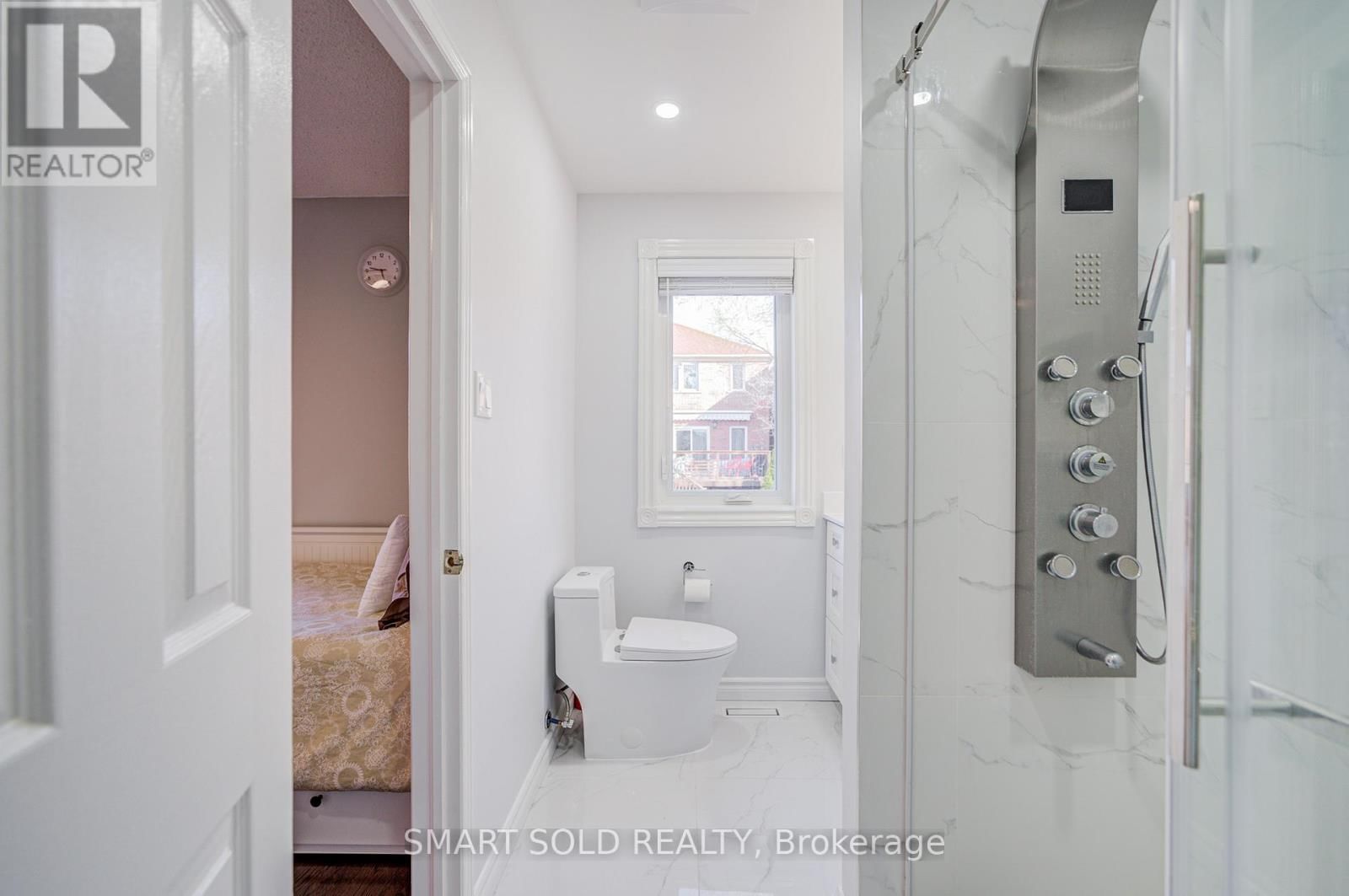 123 SASSAFRAS CIRCLE Image 29