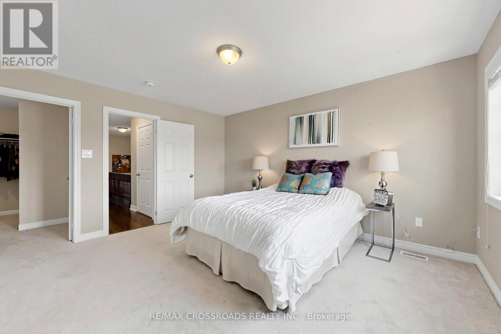 6 ANGELA STREET Image 25