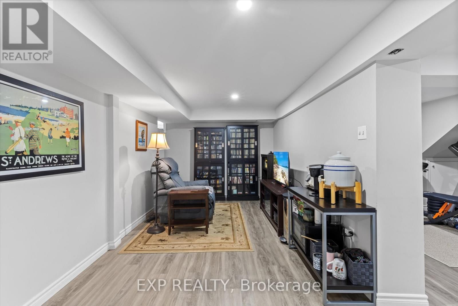 34 CONNOR DRIVE Image 10