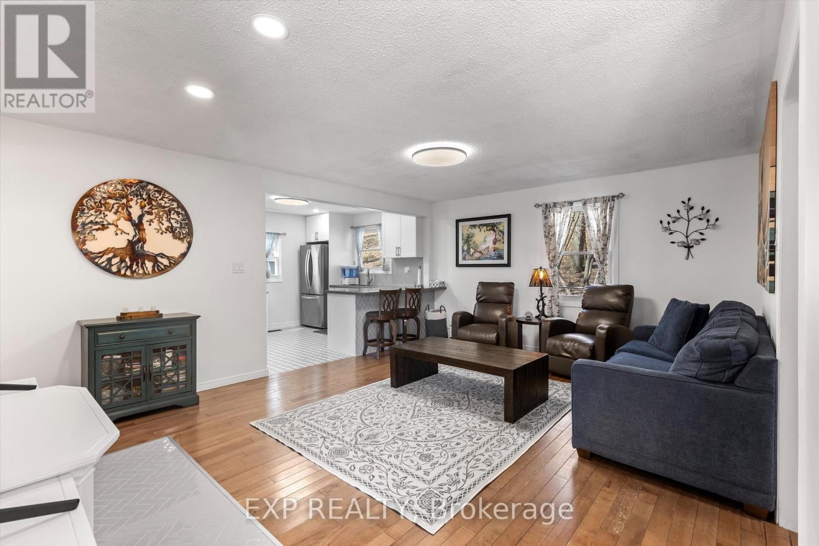 34 CONNOR DRIVE Image 2