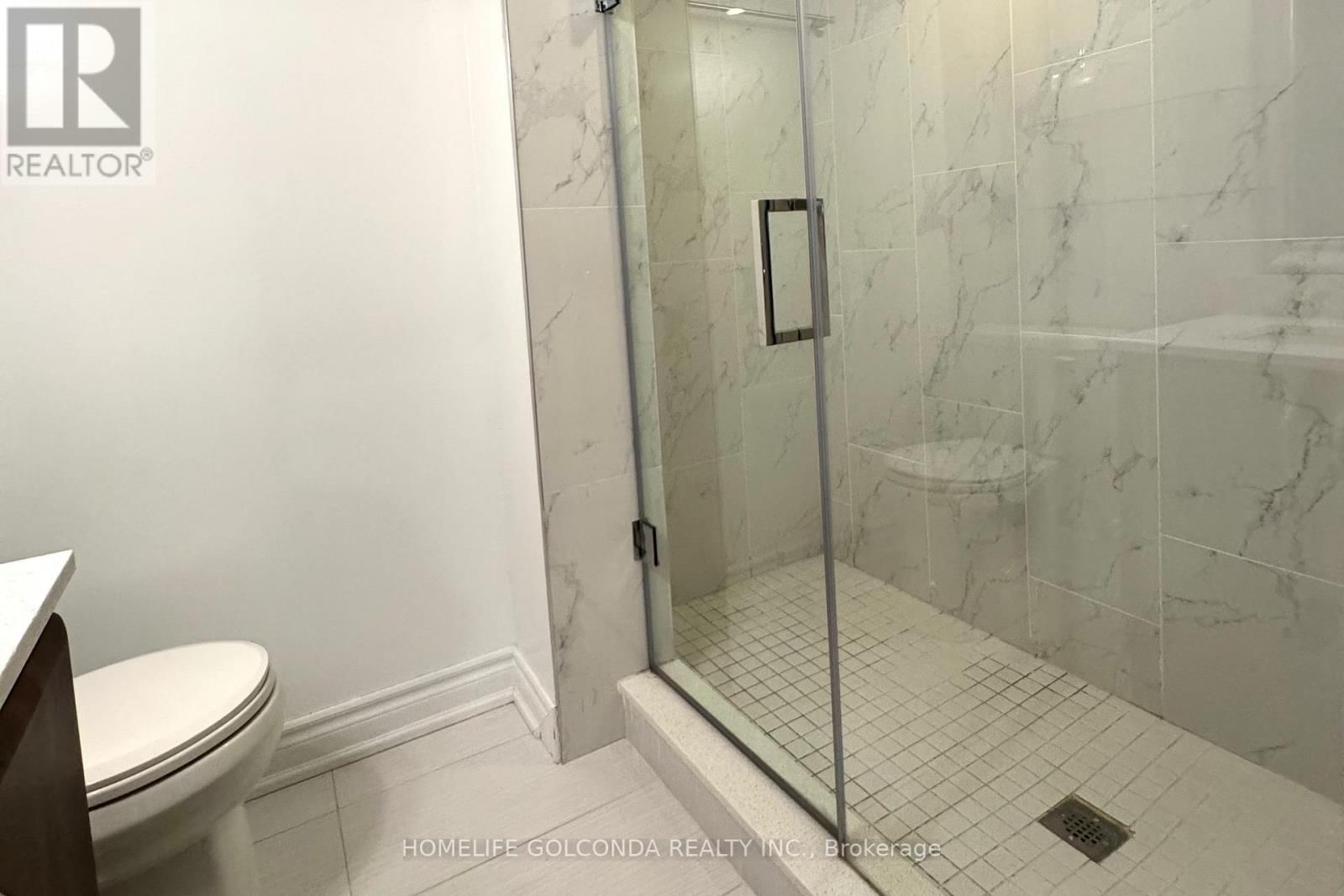 21 BELVEDERE CRESCENT Image 33