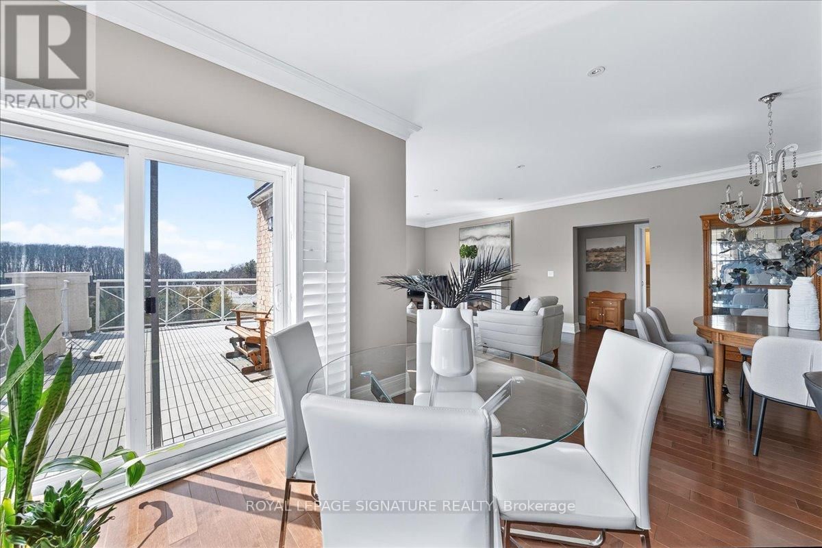 327 - 80 BURNS BOULEVARD Image 15