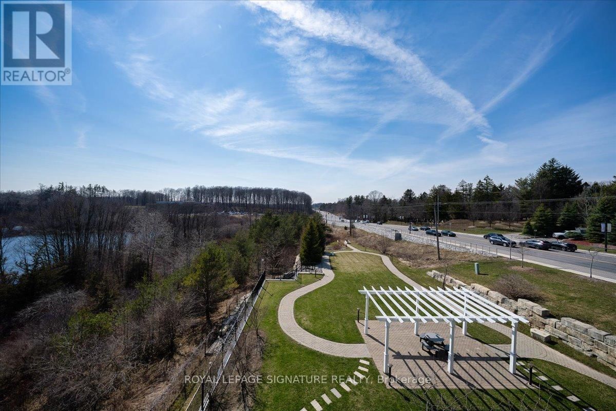 327 - 80 BURNS BOULEVARD Image 27