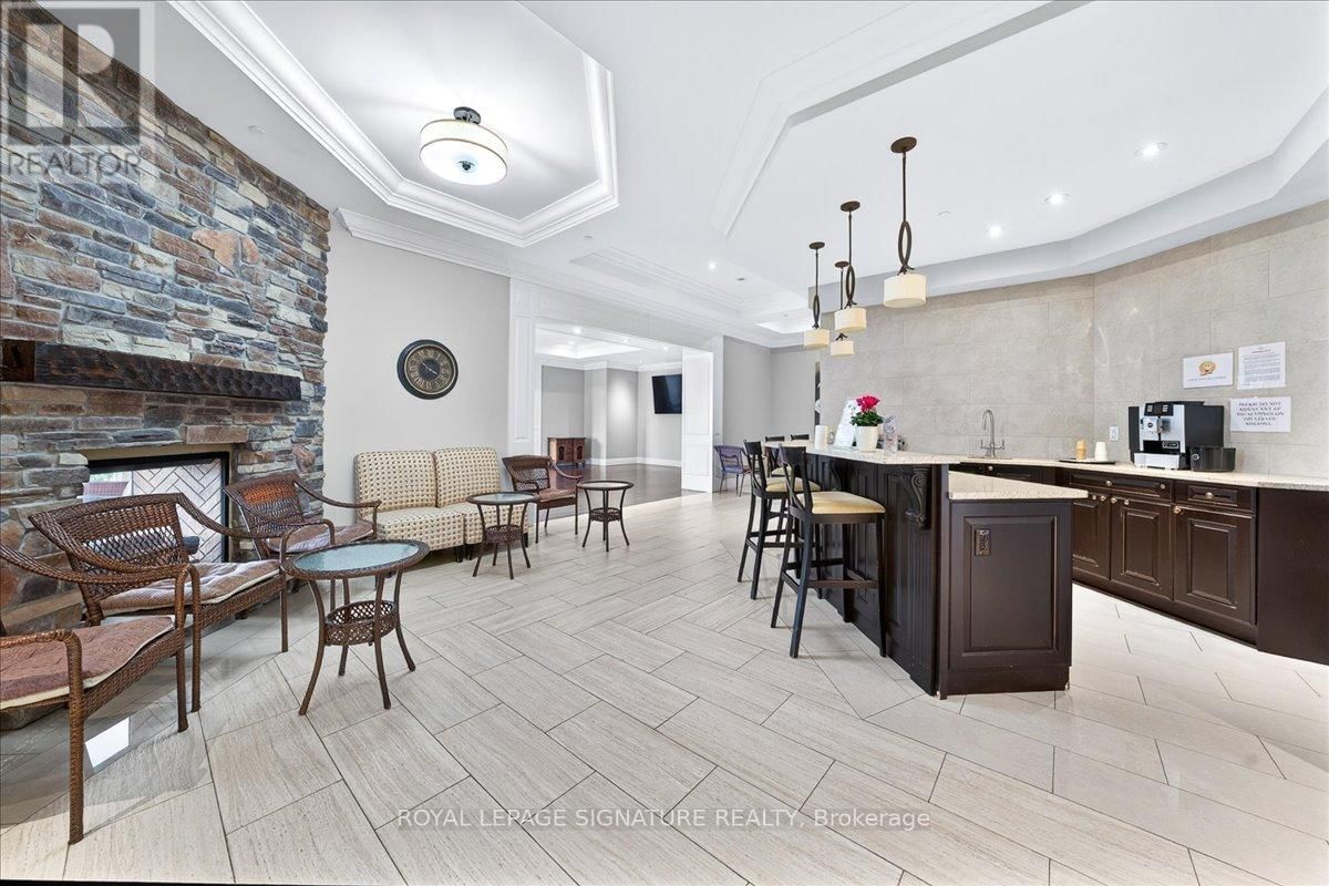 327 - 80 BURNS BOULEVARD Image 35