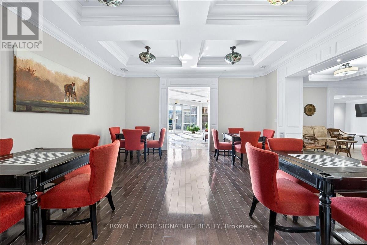 327 - 80 BURNS BOULEVARD Image 36