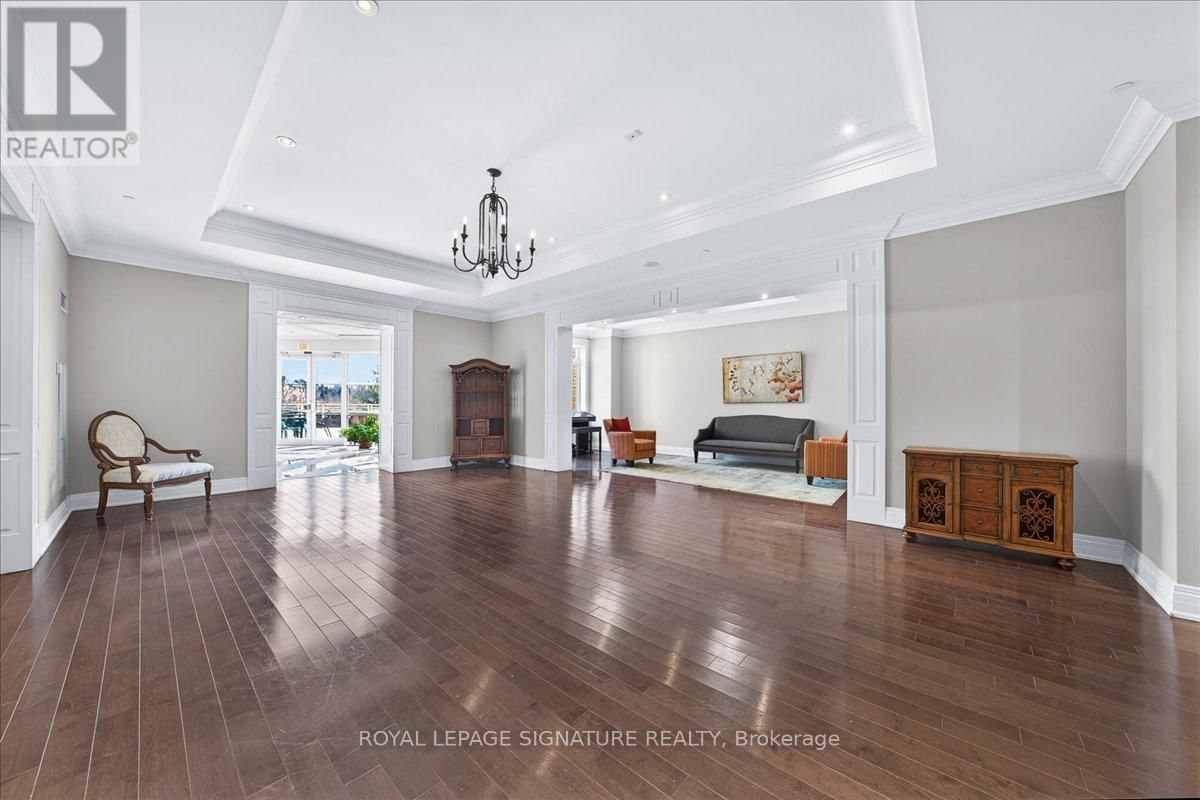 327 - 80 BURNS BOULEVARD Image 40