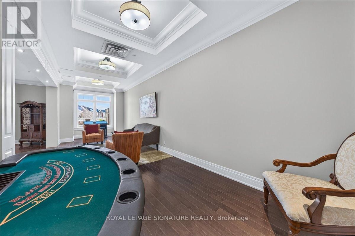 327 - 80 BURNS BOULEVARD Image 41