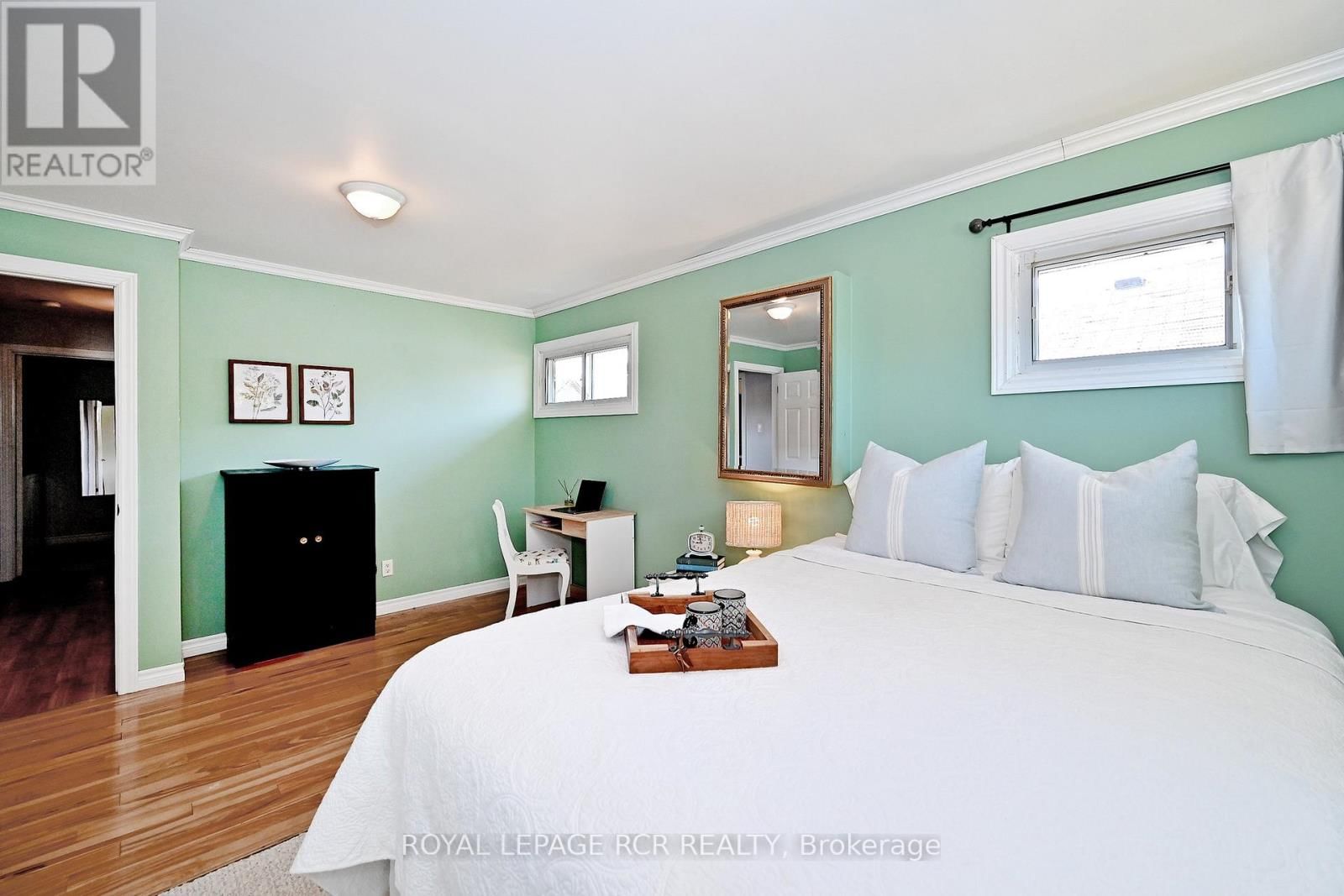 993 BARTON AVENUE Image 19