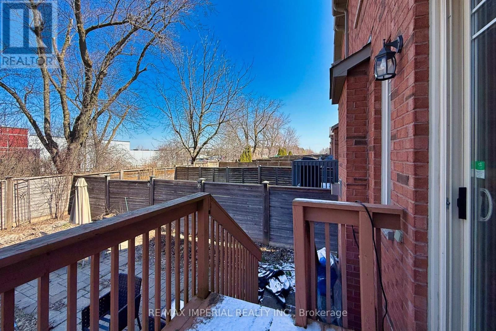 201 SHIRRICK DRIVE Image 40