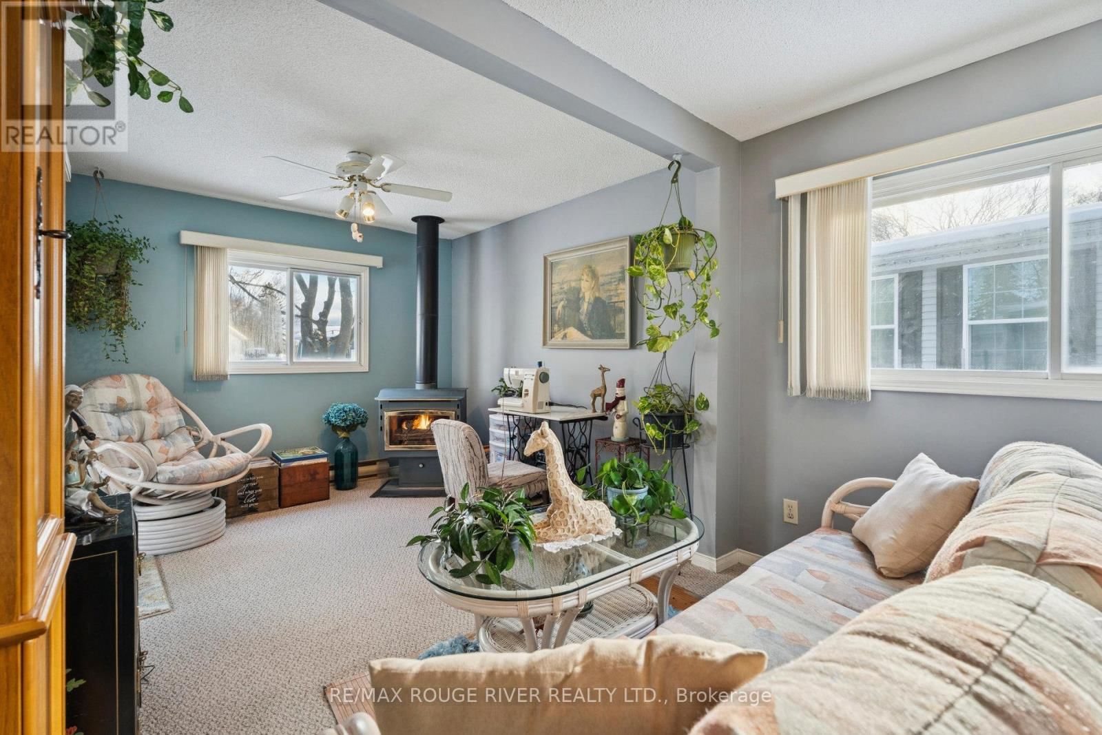 35 HAWTHORNE DRIVE Image 30