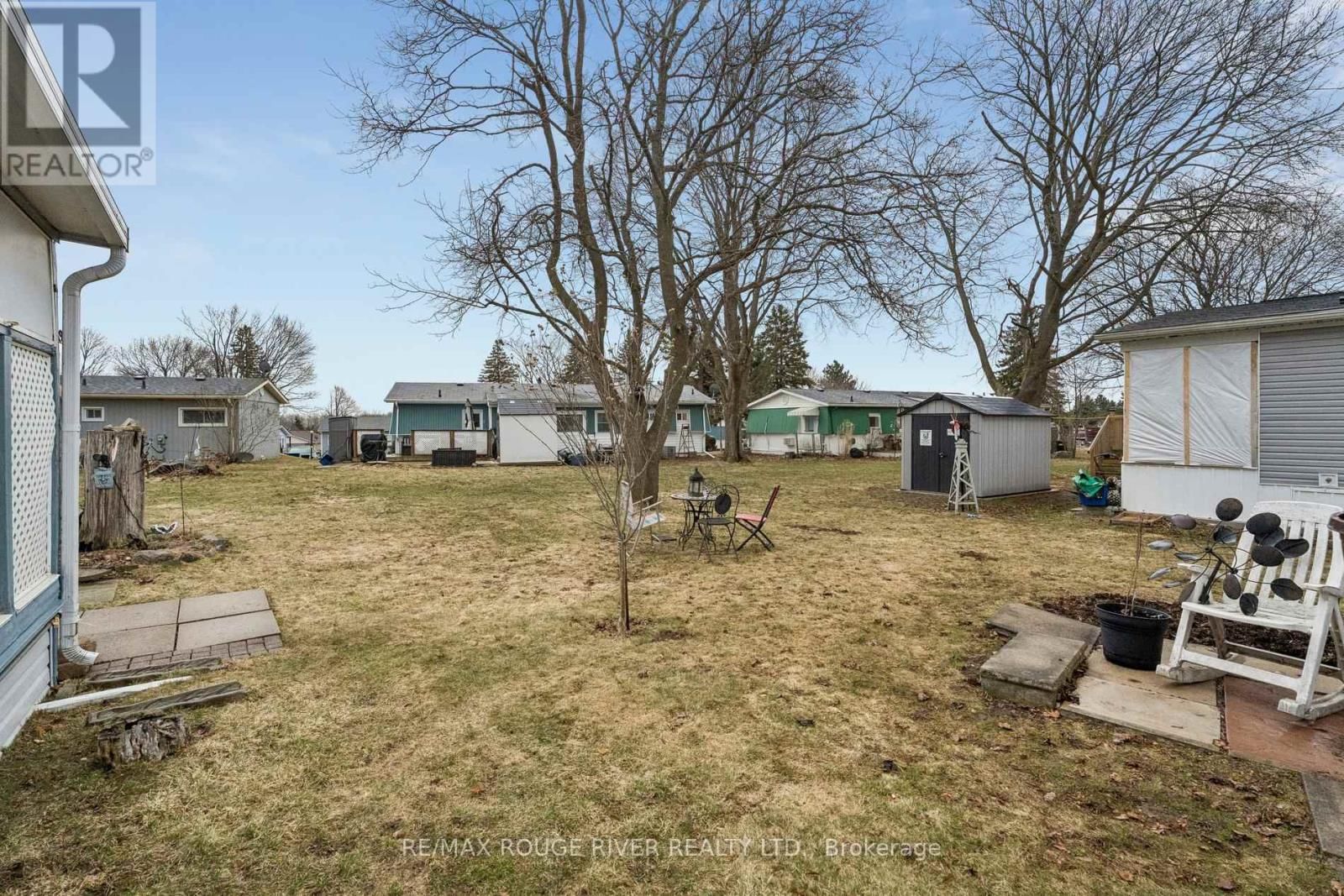 35 HAWTHORNE DRIVE Image 39