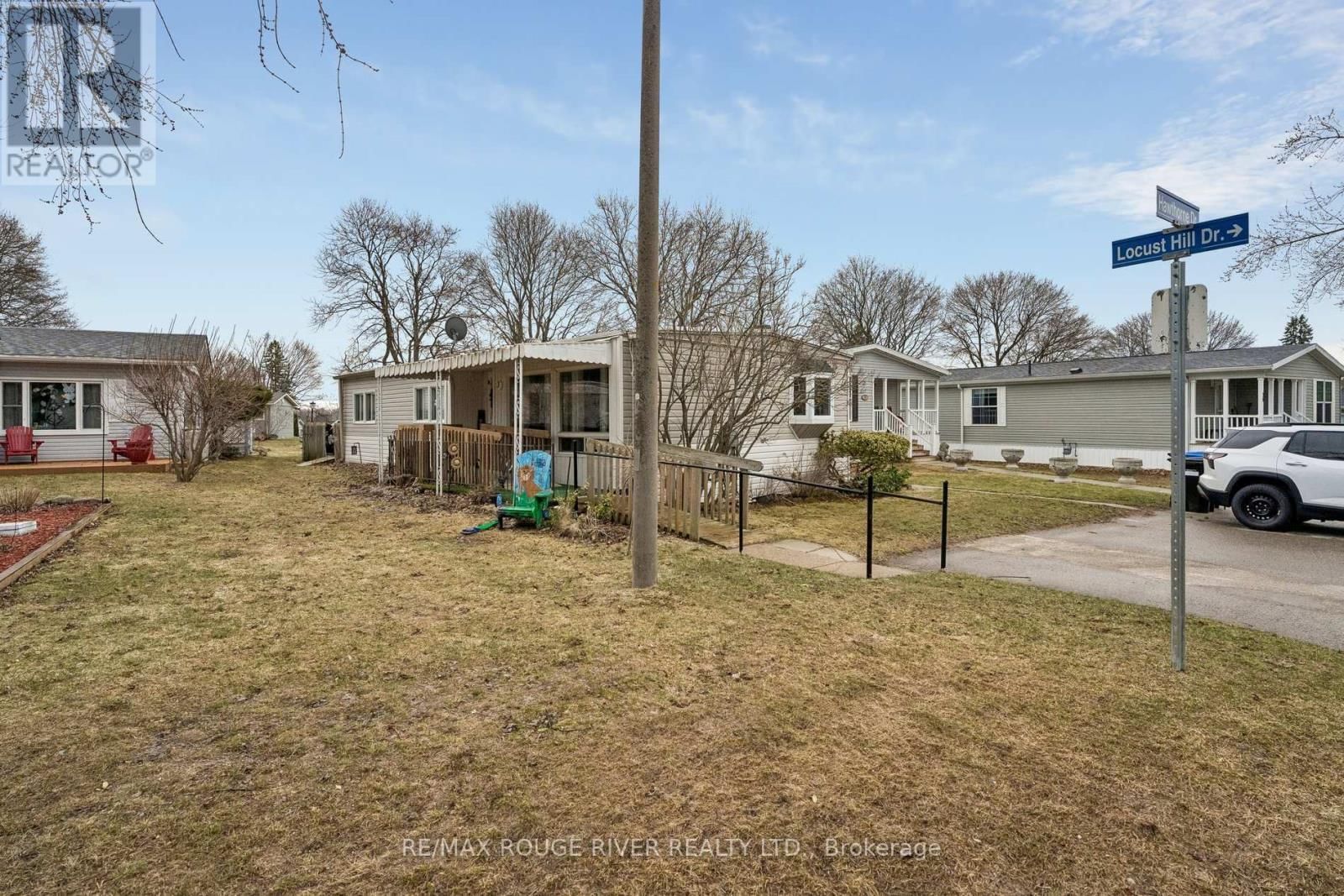 35 HAWTHORNE DRIVE Image 43