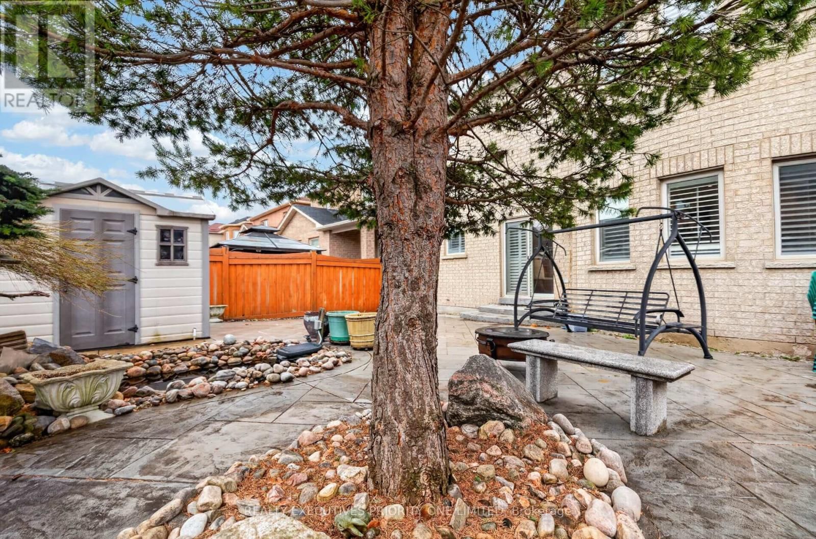 130 GREENVIEW CIRCLE Image 47