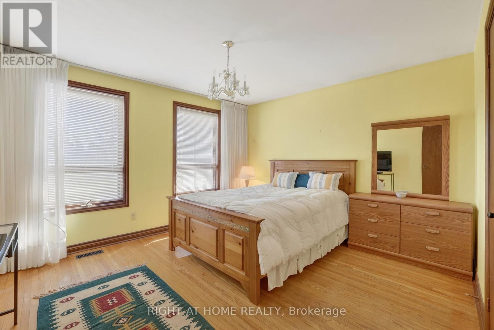 56 BIRCH AVENUE Image 18