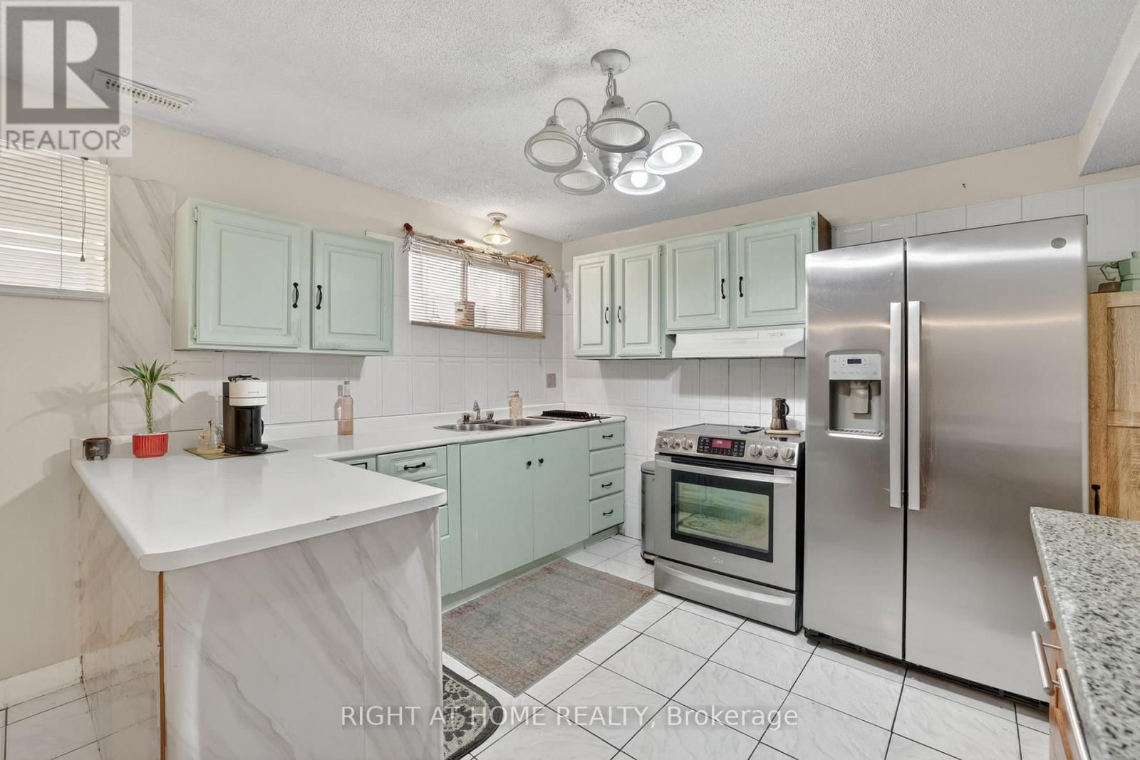 56 BIRCH AVENUE Image 22