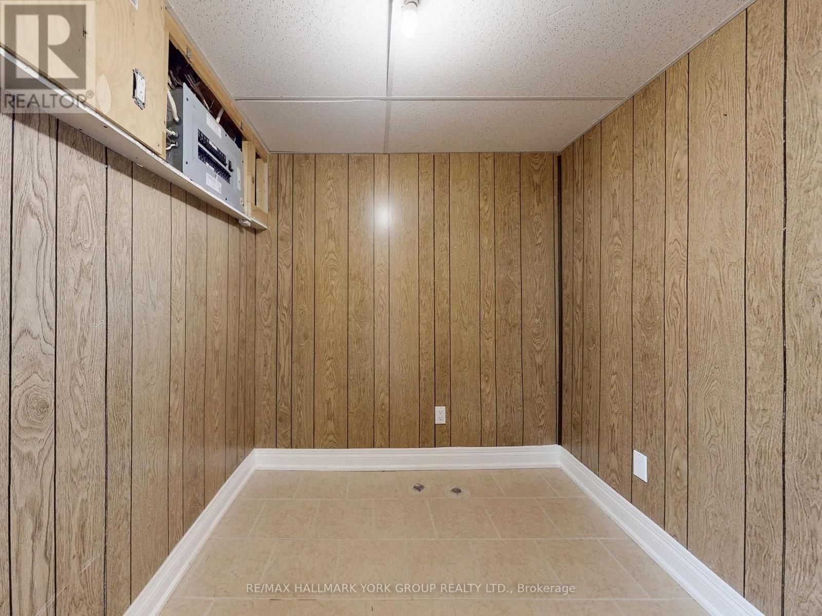 161 SPRUCE STREET Image 39